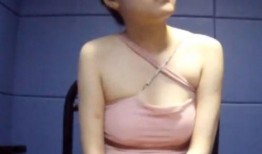 爆料某漂亮女艺人视频播放,某女神级艺人私密视频引发热议