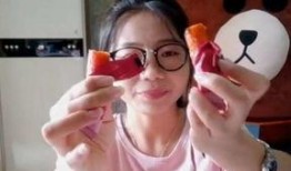 娱乐吃瓜酱送口红视频,美妆界的“吃瓜”新潮流